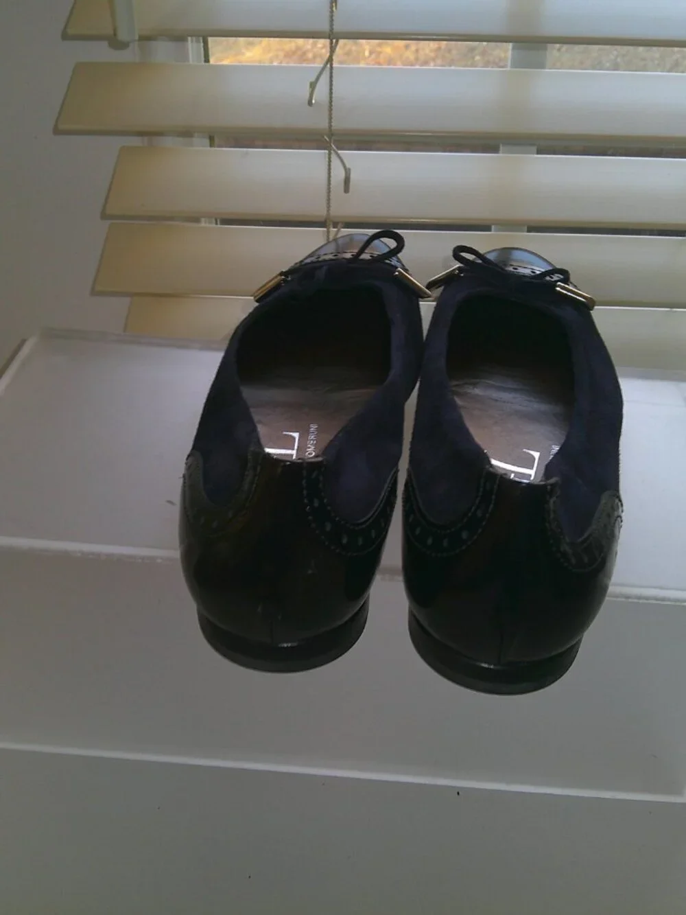 AGL Cap Toe Ballet Flats 39.5 (US 9.5) Navy Suede Leather Bow Italy Minimalist